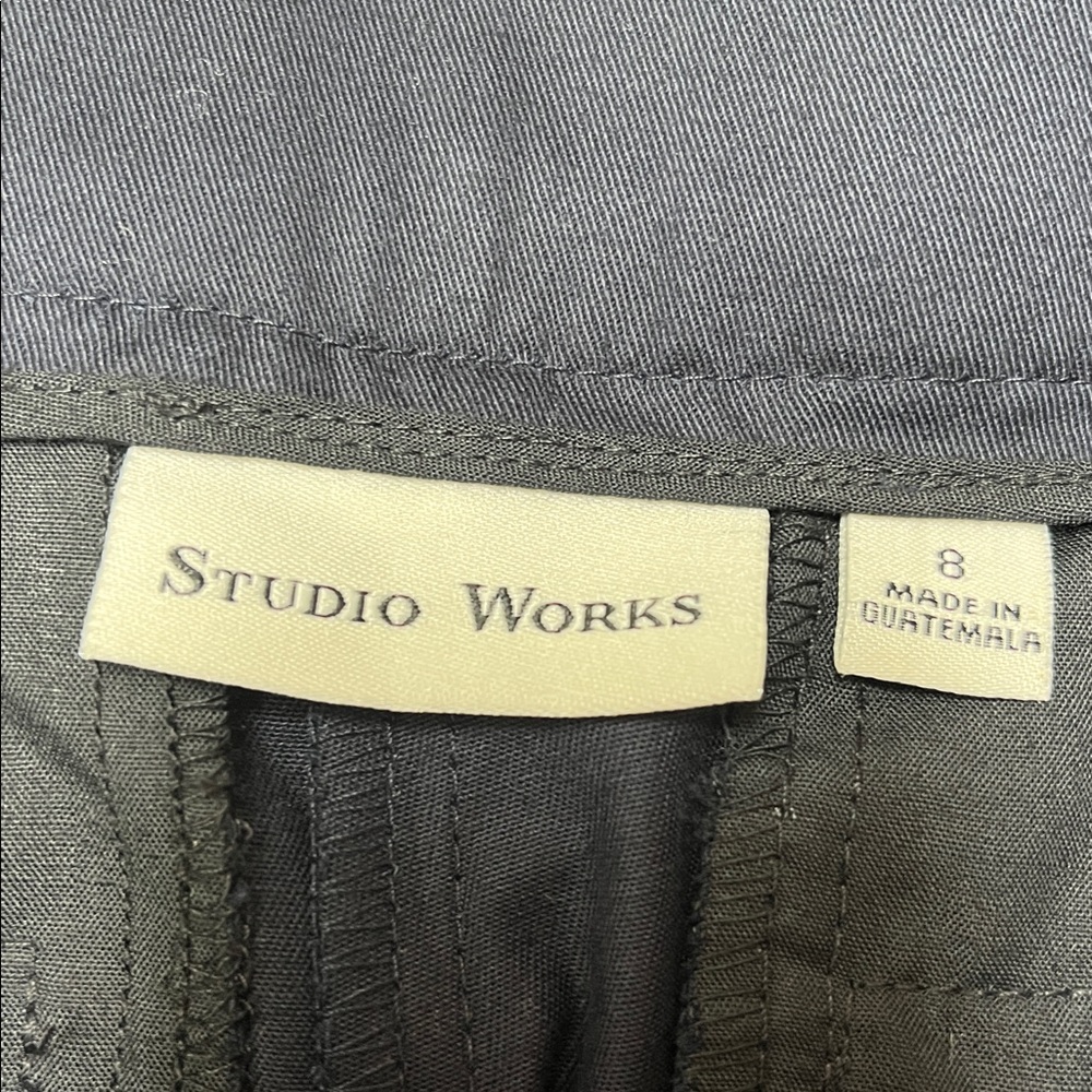 Studio Works Shorts NWT - Picture 3 of 3